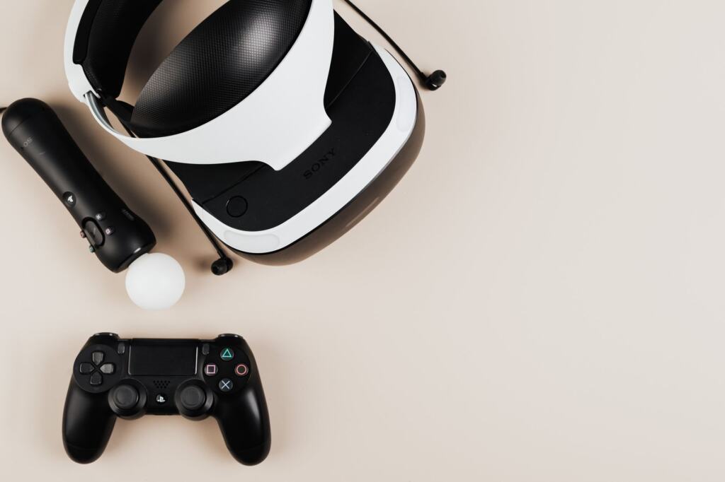 What Is a Virtual Reality Headset? A Clear Guide To How VR Works In 2026